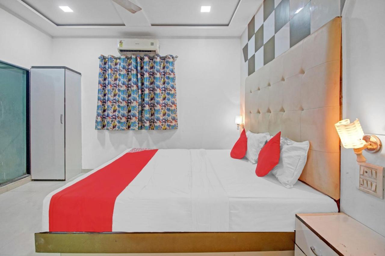 Flagship 83490 Hotel Bently Palace Mumbai Exterior photo