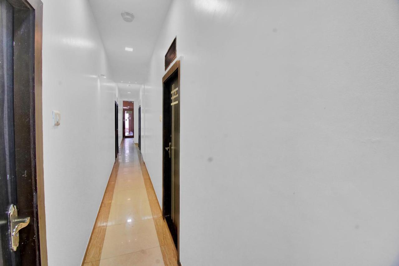 Flagship 83490 Hotel Bently Palace Mumbai Exterior photo