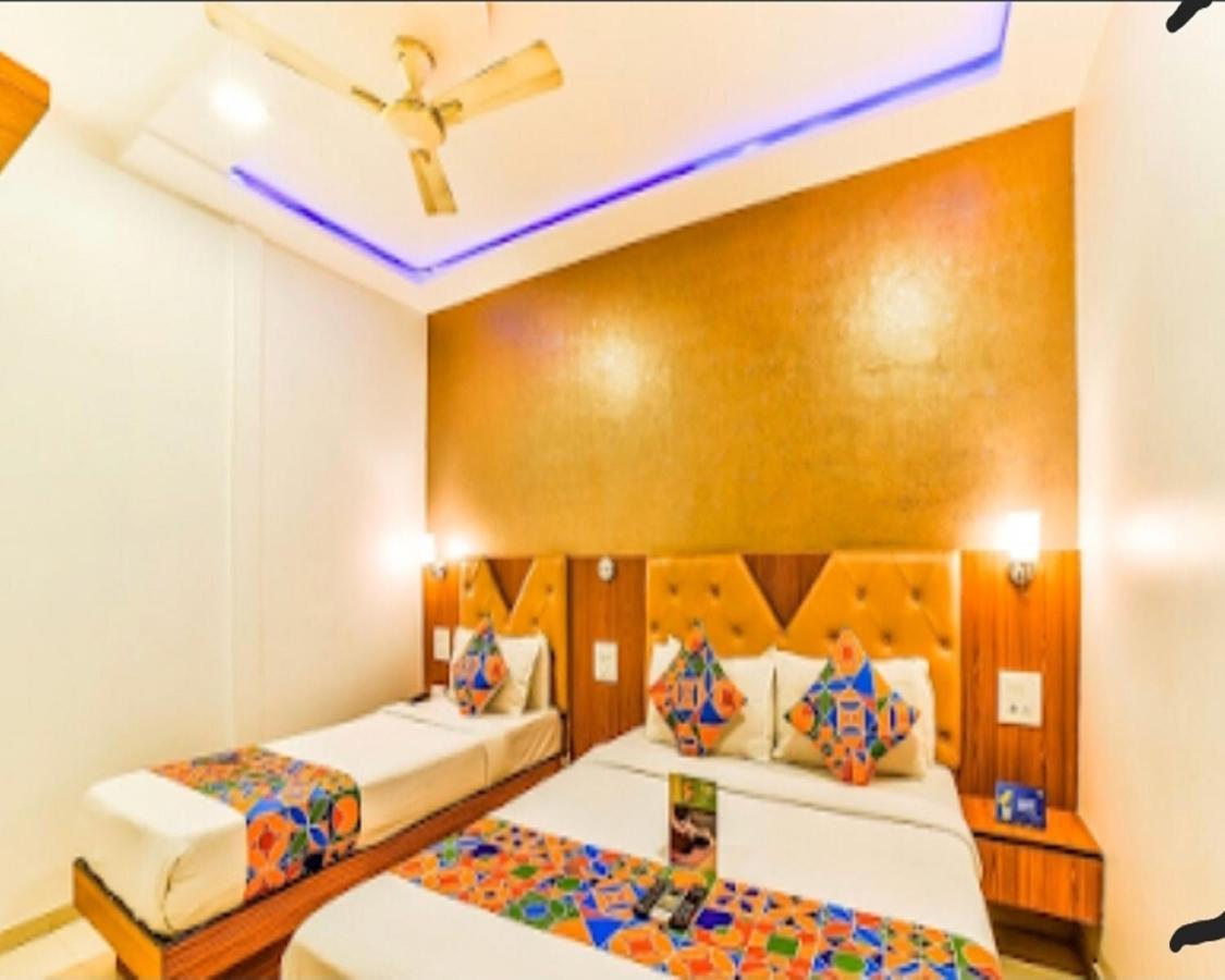 Flagship 83490 Hotel Bently Palace Mumbai Exterior photo