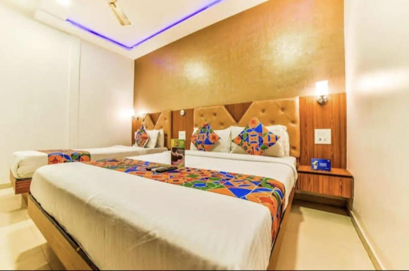 Flagship 83490 Hotel Bently Palace Mumbai Exterior photo