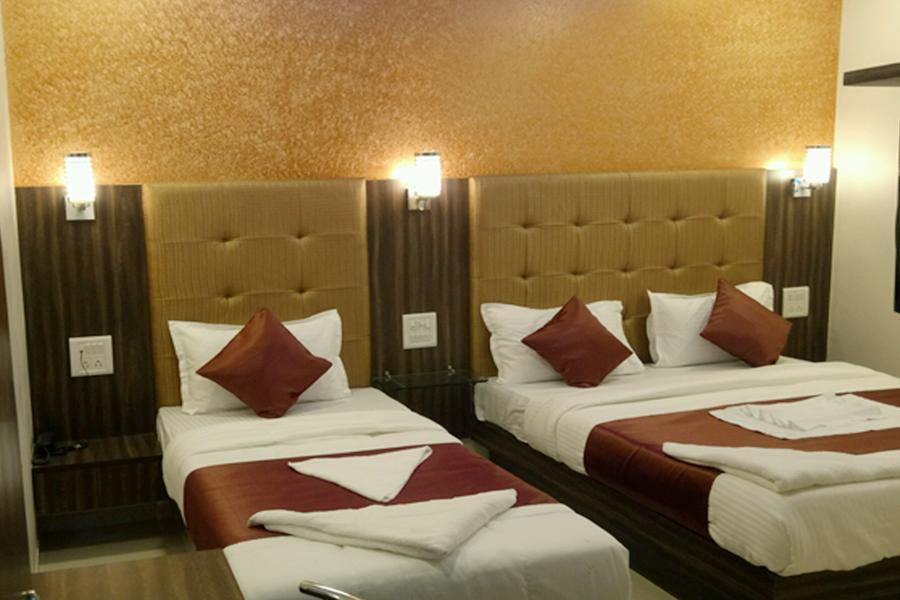 Flagship 83490 Hotel Bently Palace Mumbai Exterior photo