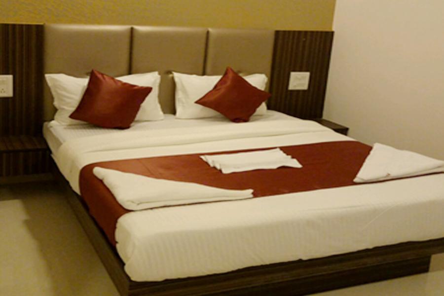 Flagship 83490 Hotel Bently Palace Mumbai Exterior photo